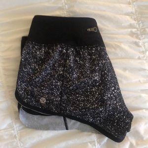 Lululemon running short
